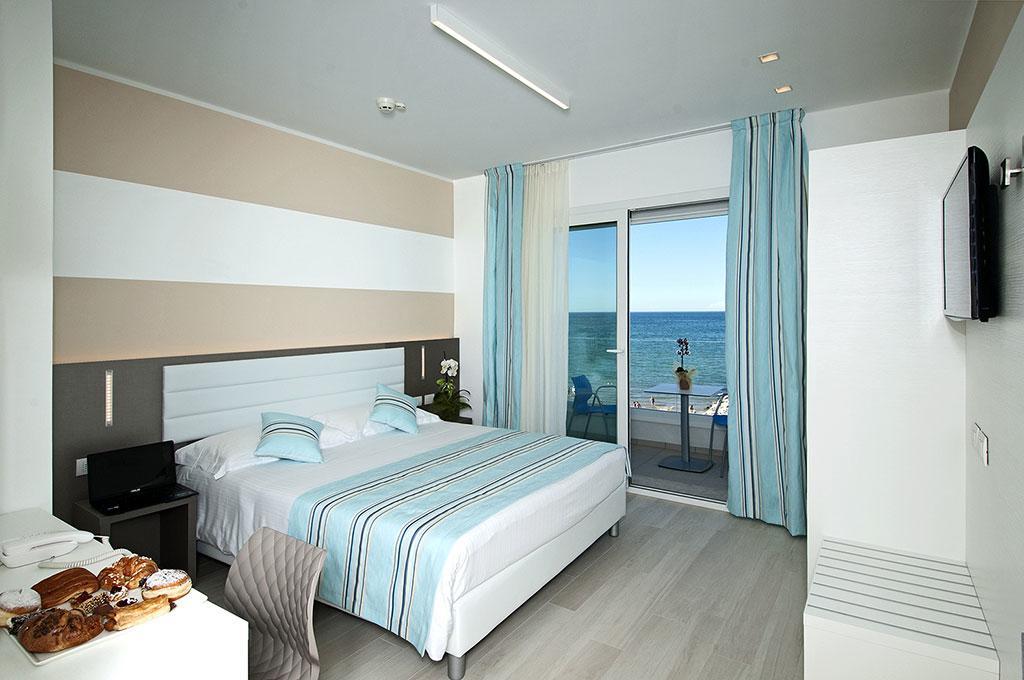 Lungomare Relax Residence Misano Adriatico Luaran gambar
